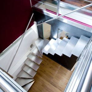 Escalier design sur mesure tout inox brossé