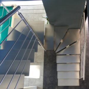 Escalier inox brossé